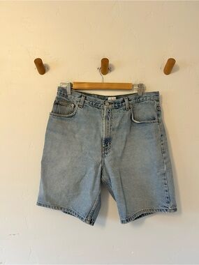 VINTAGE Calvin Klein HR Easy Fit Denim M's Shorts Waist 34 Med Wash Y2K 90s